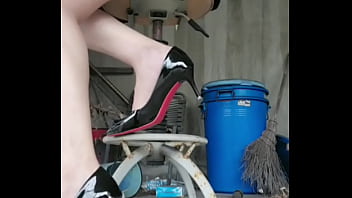 【Shemale】Ting xuan anal sex on high chair in ruins