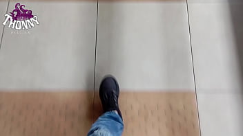 POV macho fazendo você_ sentir gosto e cheiro de chulé_