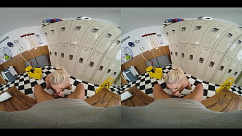 She Wants to Get Fucked in Locker Room - Virtual Real Porn
