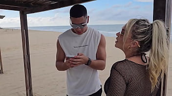 Outdoor sex with a stranger I met on the beach - Max Betancur &_ Tatiana Alvarez