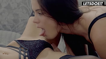 Mindblowing Lesbian Sex Session With Two Sensual 10/10 Models - WHITEBOXXX