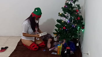 I'_M HAVING FUN WITH MY CHRISTMAS PRESENTS!! THIS IS MY NEW COLLECTION OF EROTIC TOYS TO HAVE SEX NEXT YEAR. STUDENT MASTURBATES ON HIS DIRTY CHRISTMAS