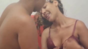 Sexo real entre amigos com novinha gostosa...