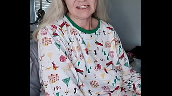 Morning Masturbation With Hot MILF!