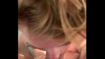 UCLA Cheerleader gets First Fat Dick Facial - Brad Newman