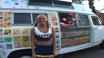 Audrey Hollander and Tyla Wynn Is An Anal Hitchiker