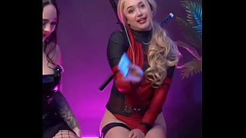 Retos Hot con fabii puffle KaraLove21G y Fungi witch  &iquest_Beso de tres o shot?  #osecaga #bashgirls #onlyg...