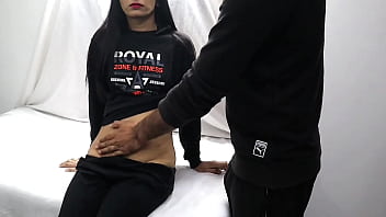 Virgin girl'_s pussy fucked by doctor for the first time