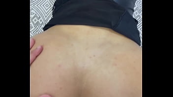 Fudendo o cuzinho rosa da cacheada gostosa at&eacute_ gozar - COMPLETO NO RED