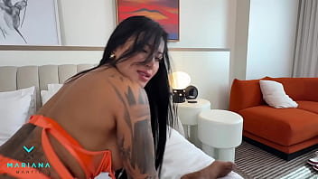 Stop! It hurts - Colombian girl fucks Isiah Maxwell'_s BBC in Las Vegas - Mariana Martix