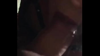 ME PIDIO ESTE CHICO QUE VINO DESDE LEJOS A VERME QUE LE PUSIERA MI CULO PARA PENETRARLO HASTA EL PUNTO QUE ME RELLENARA DE TODO SU SEMEN CALIENTE PORQUE ESO LO PRENDE DEMASIADO CON GANAS DE REPETIRLO