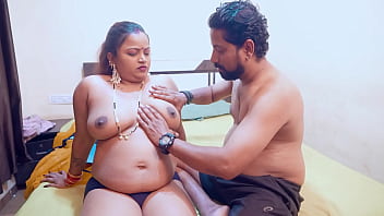 Newly married Bhabhi seduce by her naughty devar on the bed