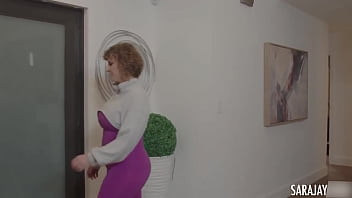 MILF Sara Jay Seduces &amp_ Fucks BBC Basket Ball Player James Angel!