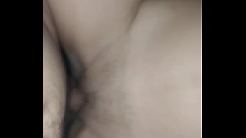 Maestra tiene sexo rico con su estudiante, y le pide grabar un video porno