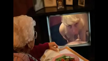 hi my names kelly wright i am a slut so please come and use me like one even if you do not shoot a laod i want your cock