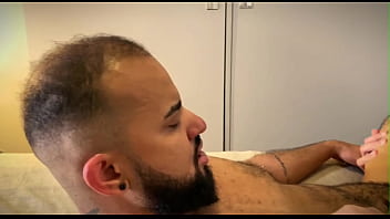 The photographer fucked the male&#039_s pussy bareback