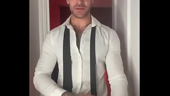 Muscle daddy of tiktok - (@p4pikocic.1)