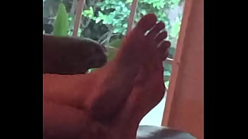 My hot step sister&rsquo_s candid feet