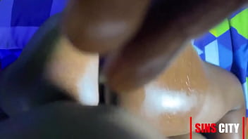 Big booty &amp_ slim thick ebony girl receives a BBC