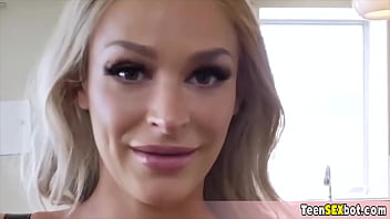 Beautiful Emma Hix likes to masturbate and if she got caught then its time for a quickie fuck