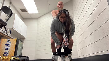 Pro FIGHTER creampie his asian in locker room then wins via 1st round KO