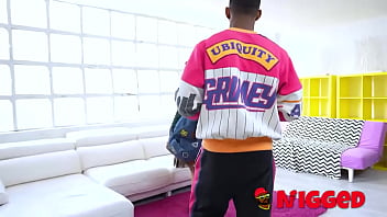 18-year-old student wants anal sex with a big-cocked black guy. Natalyy Hot'_s first time on Nigged