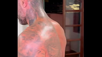 Tivemos a visita dele allanguerragome fomos tomar banho e rolha o que ele achou ?o que voc&ecirc_ faria no lugar dele ? Con ...