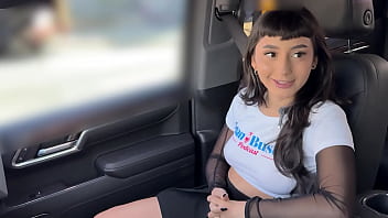 COLOMBIANA TinaPutina reaches 7 orgasms penetrated by the FUCKMACHINE in Juan Bustos Road - SMALL TITS