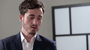 Weathy Wife Sladyen Skaya Takes Back Her Driver To Enjoy A DP Threesome GP3240