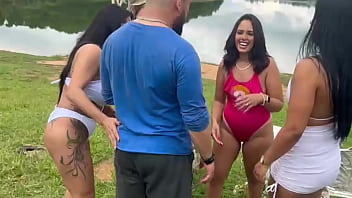 Oque elas fizeram foi incr&iacute_vel tarde gostosa demais