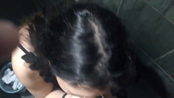 MAMEI GOSTOSO UM NOVINHO NO BANHEIRO DA BOATE E DEPOIS LEVEI ELE PRA MINHA CASA! - ALICE HAEL