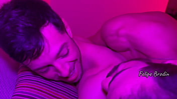 Brincadeira com ele que gosta de fetiche