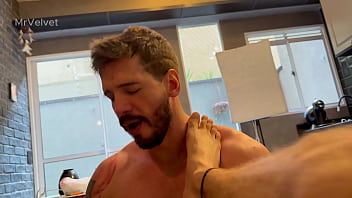 Aquela passagem na casa do amigo , Acaba dando nisso / Video completo XVIDEOSRED OU SHEER / Subscreva-se no perfi