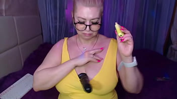 Hot webcam mommy... Russian married slut AimeeParadise...))