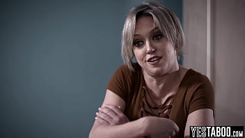 Big tits curvy BBW MILF fucks neighbors lesbian teen stepdaughter