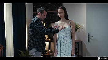 Freeze Clone Fuck - Alice Murkovski Turns Into Real Life Sex Doll and Gets her Pussy Eaten