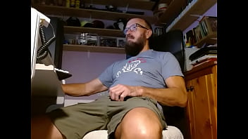 hugot 93 04.06.25 salidorro leche mano