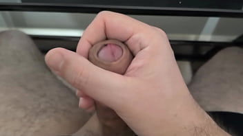 Quick cumshot, best thing of working from home