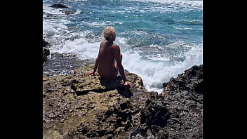 Gigi and Dave, a nudist story, sexy life, free SFW taster for people like us