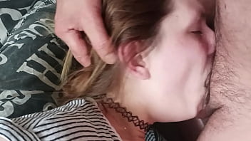 Real Amateur Homemade Bedside Blowjob: Cum Face &amp_ Swallow