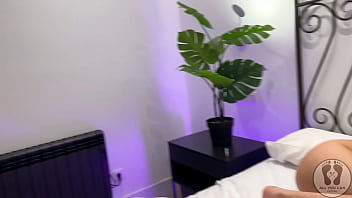 THEY WERE GIVEN A NICE DICK TO SUCK BLOWJOB UNTIL HE CUMS