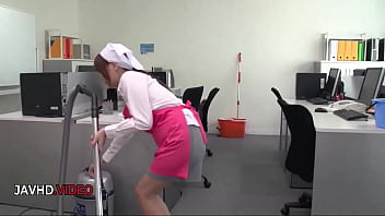 Chihiro Akino&#039_s Hardcore Blowjob Skills Lead to Unforgettable Creampie Encounter