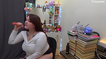 I&#039_m sexually pleasuring a guy who&#039_s not in the frame