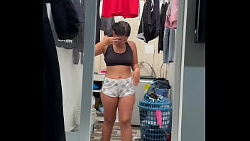 vecina puedes lavar mi ropa porafvor te pagare