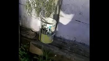 Cogida en el patio de mi casa