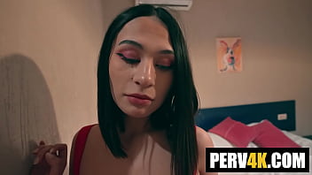 Her Rule-Breaking Big Ass Sucks and Fucks Manager&rsquo_s Huge Cock for a Cumshot Memory!