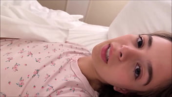 Sharing My Bed With Tiny Step Sis - Molly Little - Family Therapy - Alex Adams