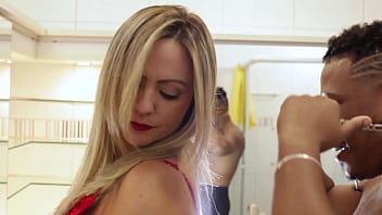 Ele convenceu esposa a transar antes de ir trabalhar