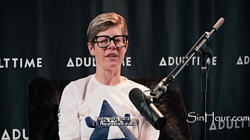 Booty Prep &amp_ Sex Step-by-Step - Hazel Moore, Bree Mills