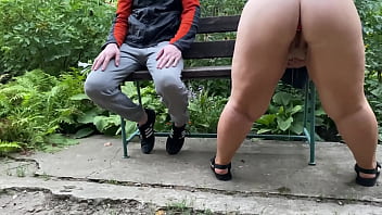 The step son was peeping at his step mother'_s sweet hole